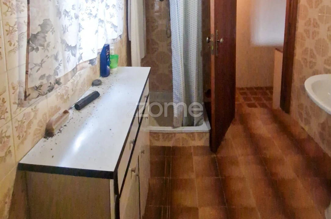 Moradia T6 para Venda em Oliveira de Frades, Souto de Lafões e Sejães Foto 15