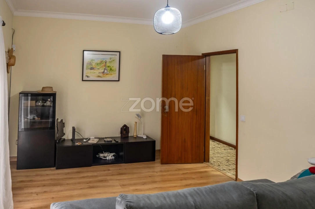 Moradia T6 para Venda em Oliveira de Frades, Souto de Lafões e Sejães Foto 12