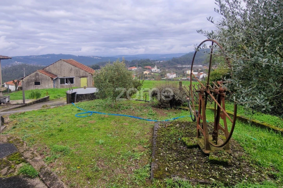 Moradia T6 para Venda em Oliveira de Frades, Souto de Lafões e Sejães Foto 9