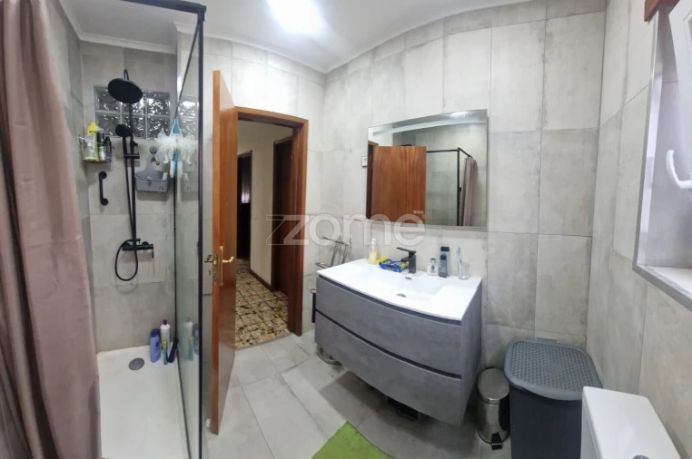 Moradia T6 para Venda em Oliveira de Frades, Souto de Lafões e Sejães Foto 21