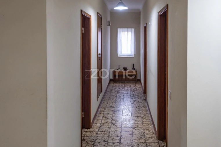 Moradia T6 para Venda em Oliveira de Frades, Souto de Lafões e Sejães Foto 11