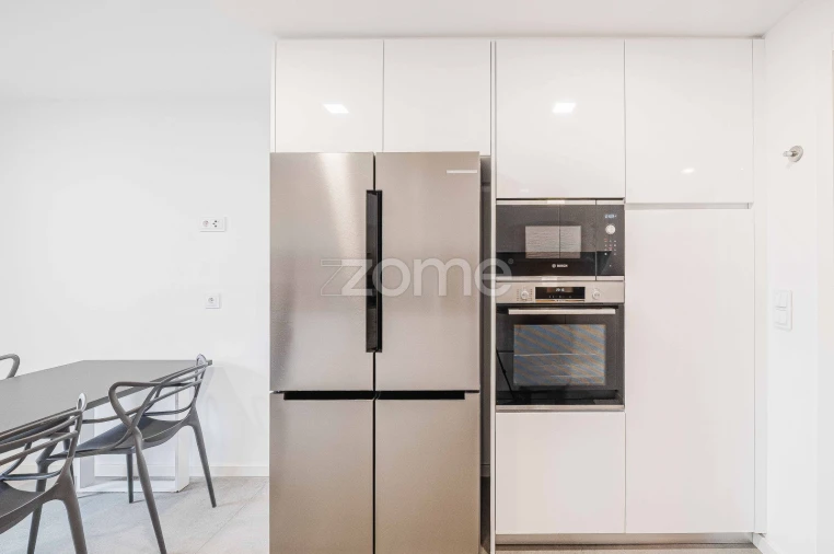 Apartamento T5 para Venda em Porto Salvo Foto 7
