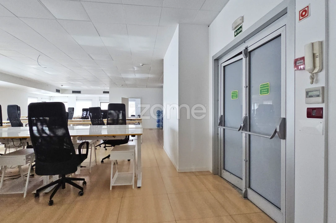 Escritório para Arrendamento em Carnaxide e Queijas Foto 6