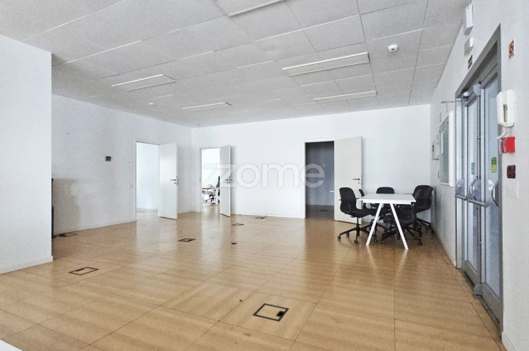 Escritório para Arrendamento em Carnaxide e Queijas Foto 7