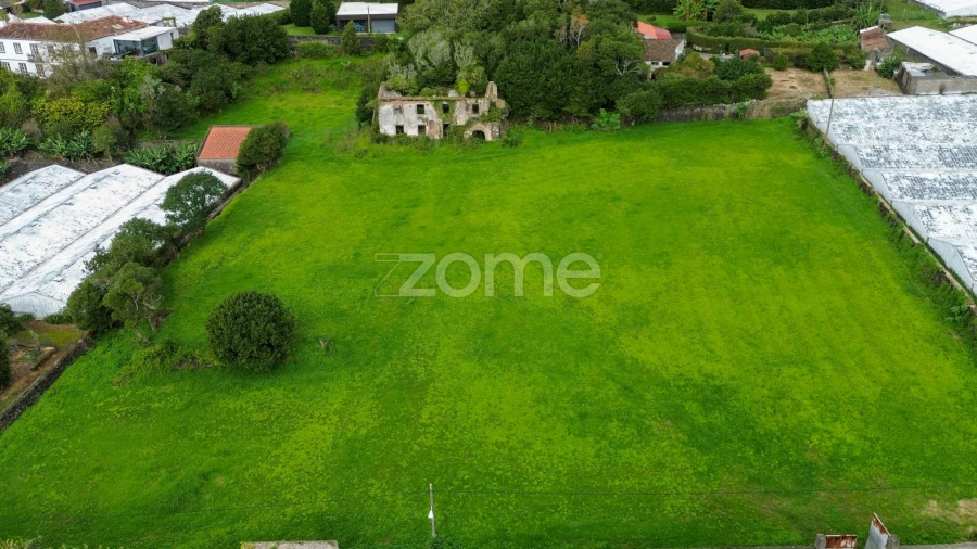 Terreno para Venda em Fajã de Baixo