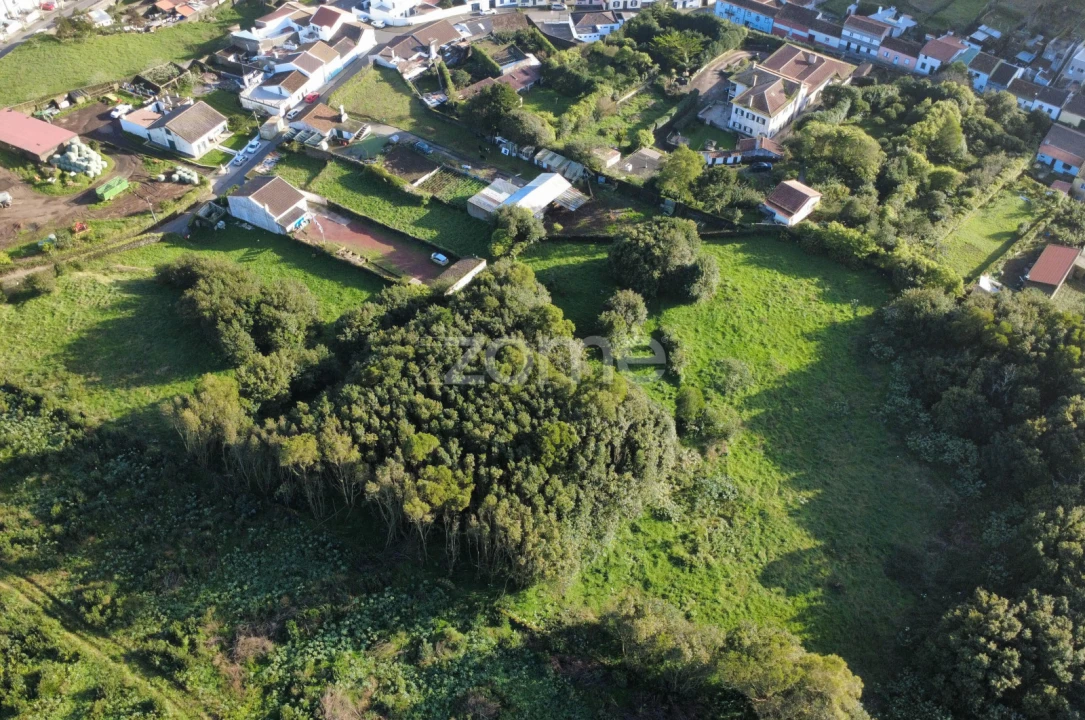 Terreno para Venda em Cabouco Foto 8
