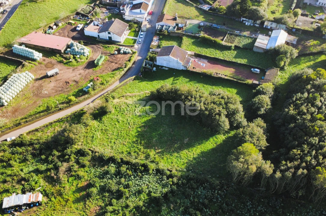 Terreno para Venda em Cabouco Foto 7