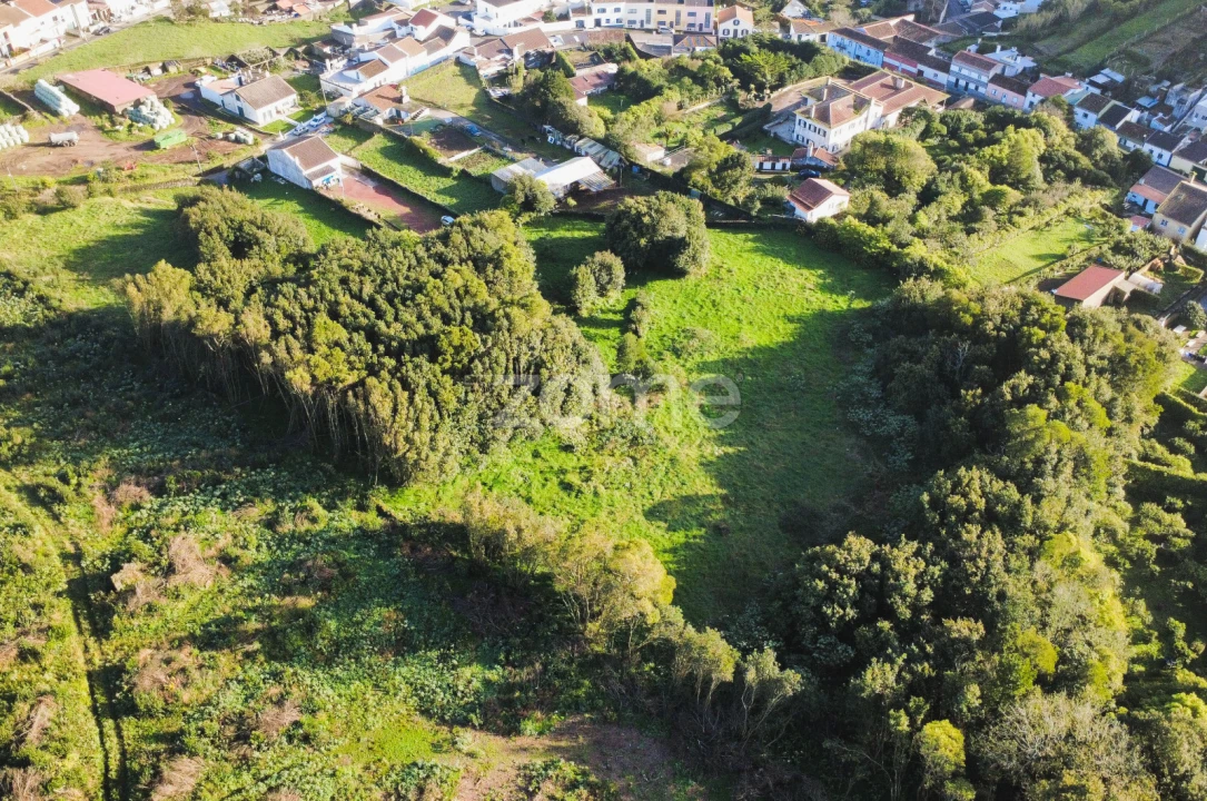 Terreno para Venda em Cabouco Foto 6