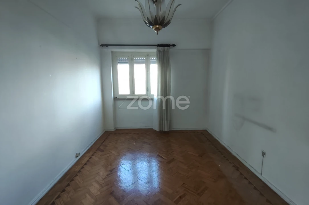 Apartamento T2 para Venda em Águas Livres Foto 8