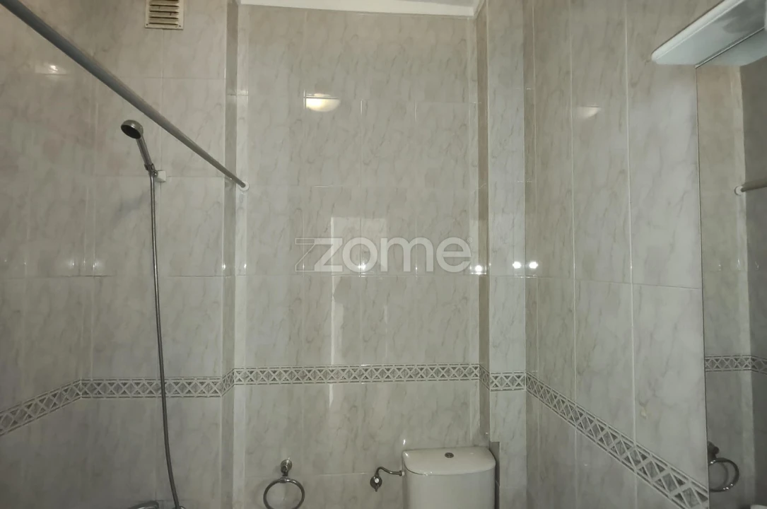 Apartamento T2 para Venda em Águas Livres Foto 15