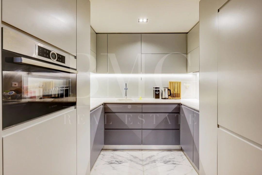 Apartamento T1 para Arrendamento em Misericórdia Foto 7