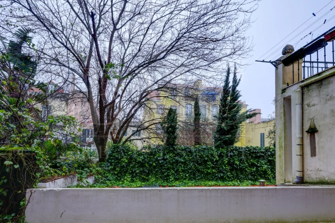 Apartamento T1 para Arrendamento em Misericórdia Foto 25