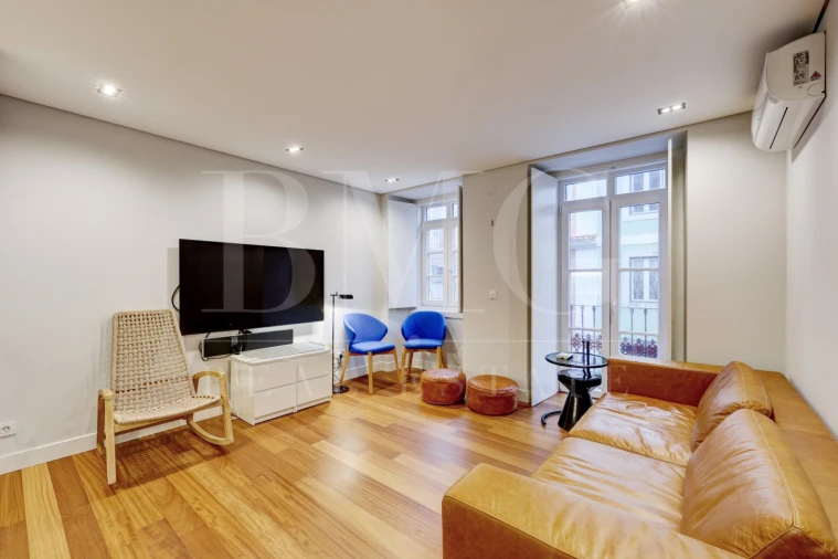 Apartamento T1 para Arrendamento em Misericórdia Foto 2