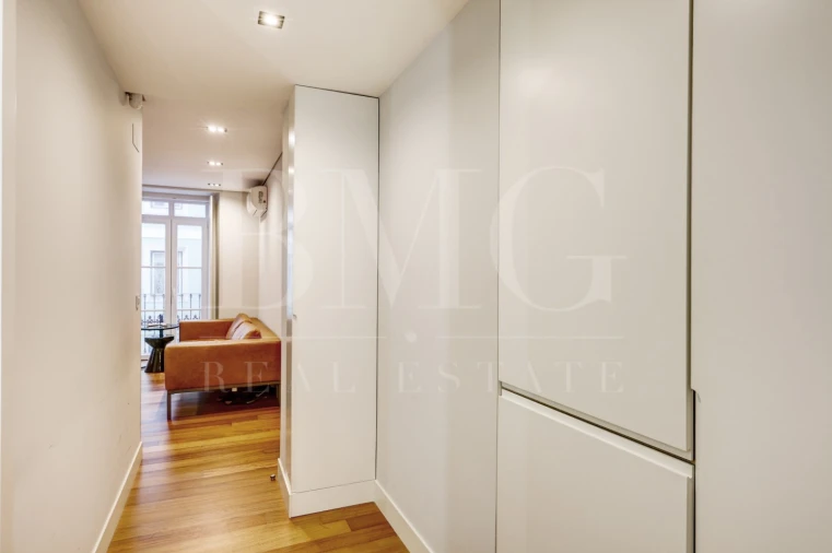 Apartamento T1 para Arrendamento em Misericórdia Foto 12