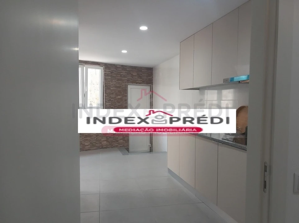 Apartamento T2 para Venda em Águeda e Borralha Foto 3