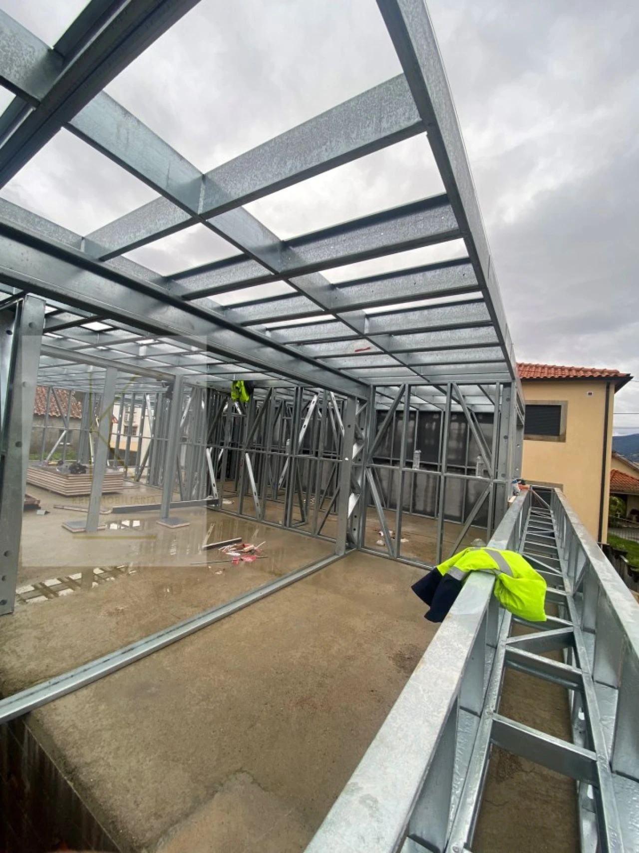 Moradia T3 para Venda em Feitosa Foto 22