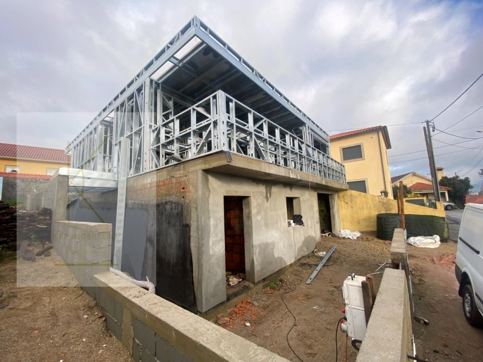 Moradia T3 para Venda em Feitosa Foto 26