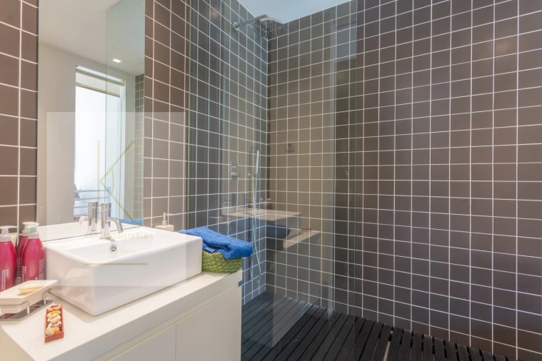 Moradia T3 para Venda em Santa Maria Maior e Monserrate e Meadela Foto 44