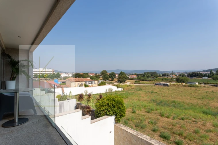 Moradia T3 para Venda em Santa Maria Maior e Monserrate e Meadela Foto 55