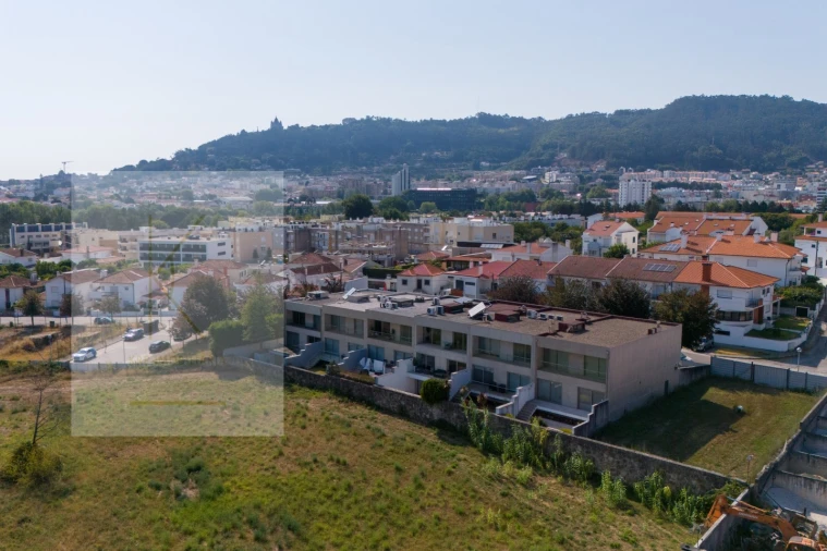 Moradia T3 para Venda em Santa Maria Maior e Monserrate e Meadela Foto 56