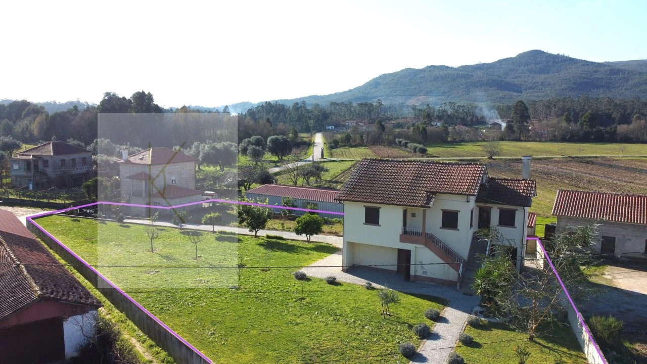 Moradia T3 para Venda em Cabração e Moreira do Lima Foto 8