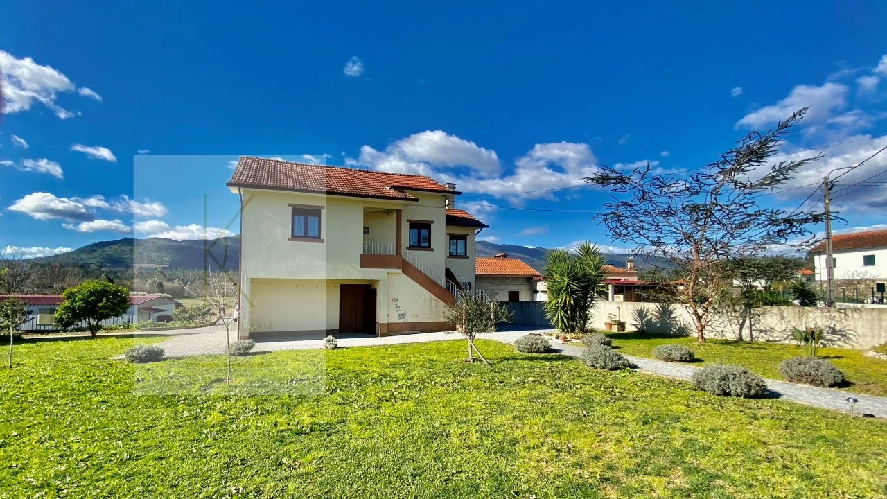 Moradia T3 para Venda em Cabração e Moreira do Lima Foto 40