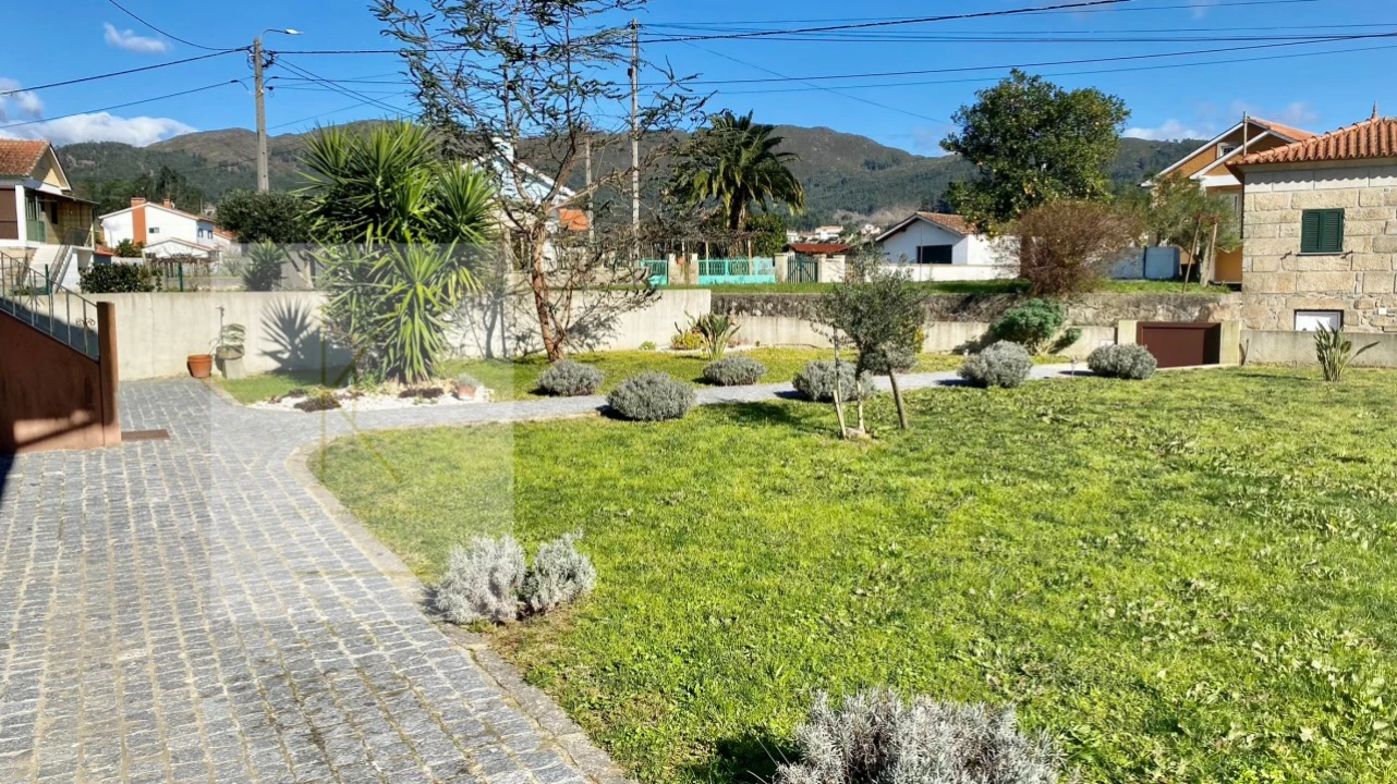 Moradia T3 para Venda em Cabração e Moreira do Lima Foto 47