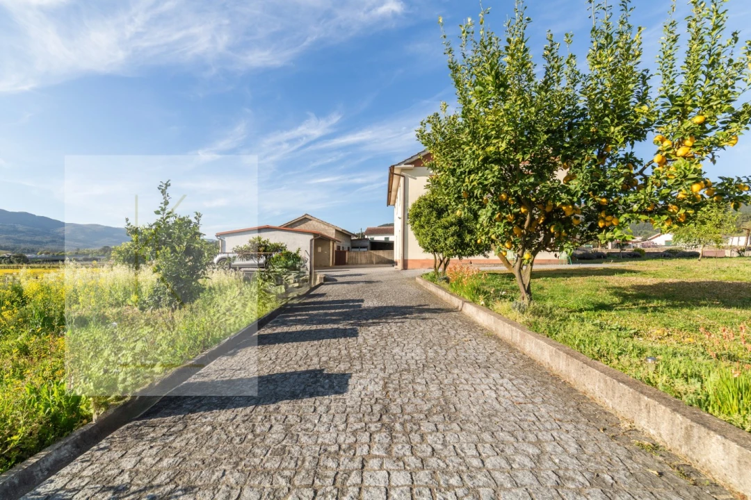 Moradia T3 para Venda em Cabração e Moreira do Lima Foto 50