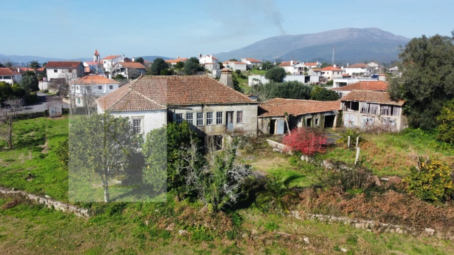 Quinta T4 para Venda em Fontão Foto 4