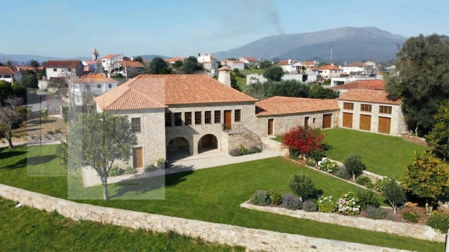 Quinta T4 para Venda em Fontão Foto 6