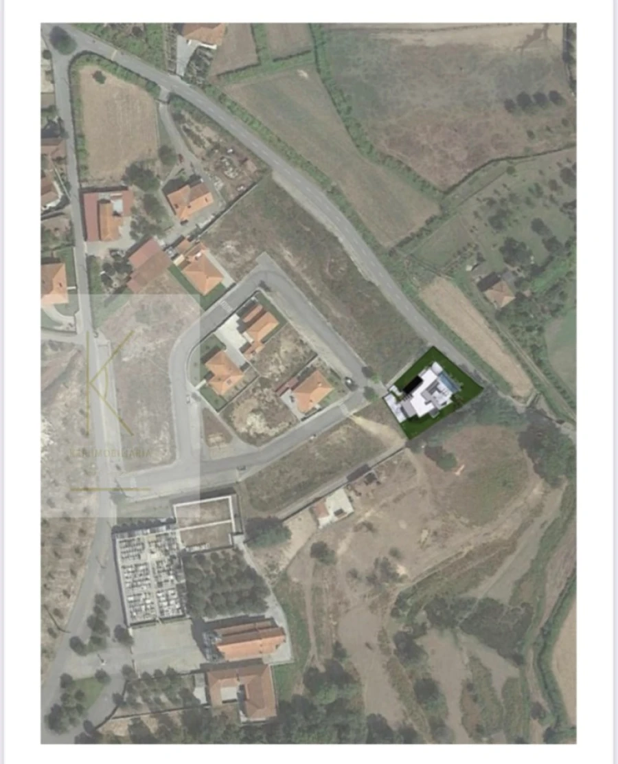 Moradia T4 para Venda em Cabração e Moreira do Lima Foto 14