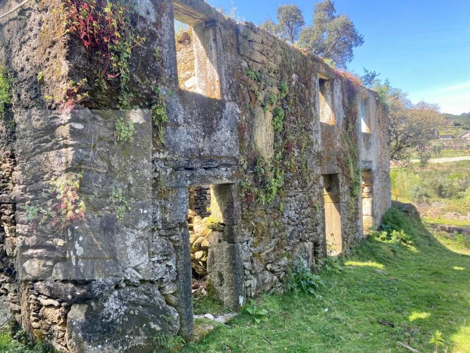 Moradia T2 para Venda em Cabração e Moreira do Lima Foto 24