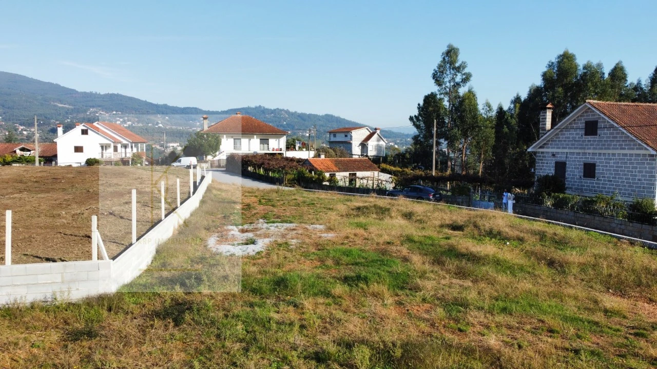 Moradia para Venda em Arcozelo Foto 12