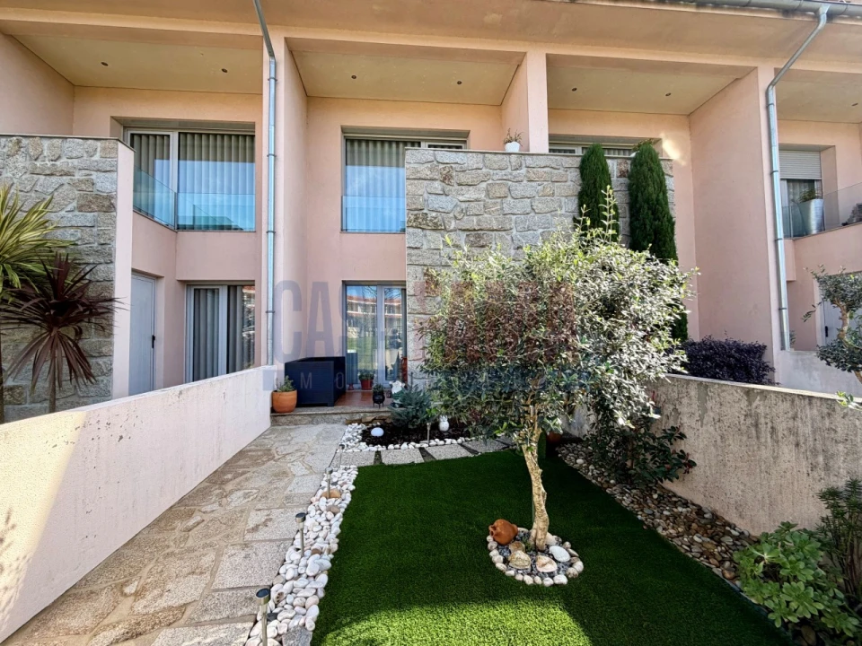 Moradia T3 para Venda em Avidos e Lagoa Foto 36