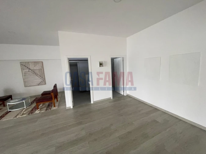 Armazém para Venda em Santo Tirso, Couto (Santa Cristina e São Miguel) e Burgães Foto 14