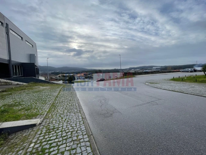 Armazém para Venda em Santo Tirso, Couto (Santa Cristina e São Miguel) e Burgães Foto 14