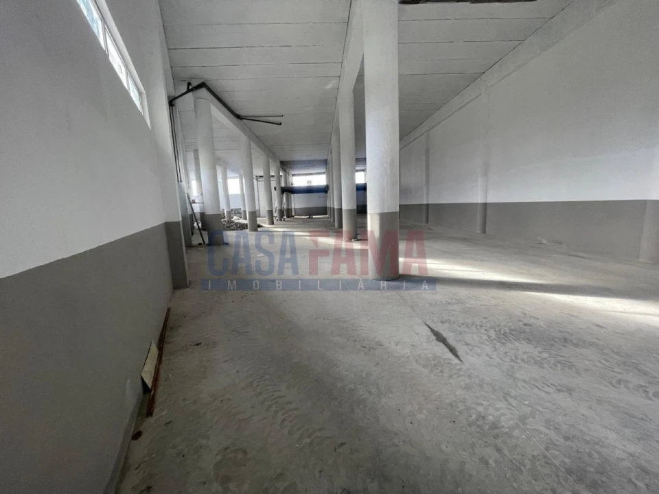 Armazém para Venda em Santo Tirso, Couto (Santa Cristina e São Miguel) e Burgães Foto 14