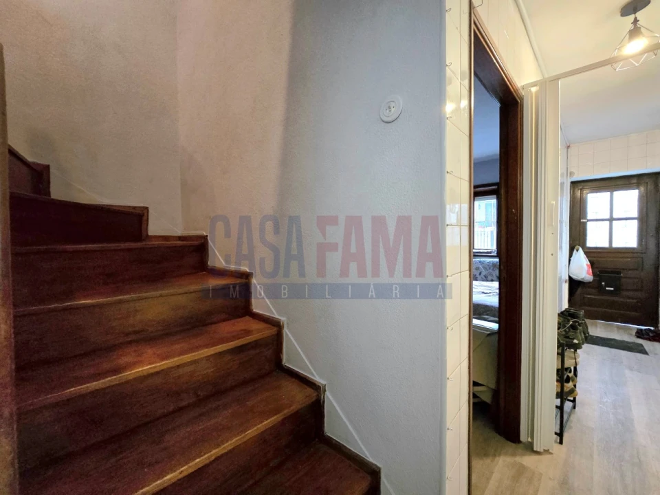 Moradia T2 para Venda em Agrela Foto 17