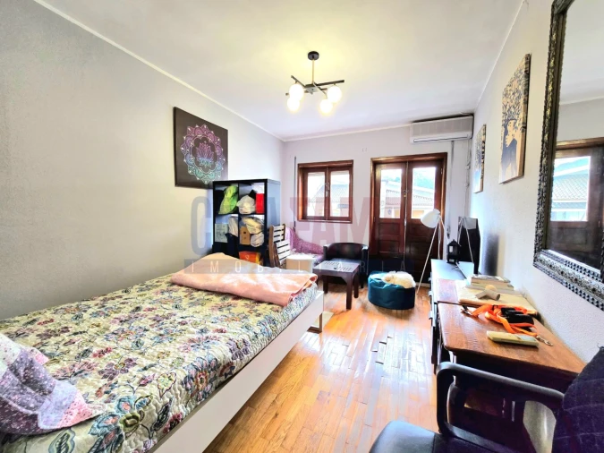 Moradia T2 para Venda em Agrela Foto 7