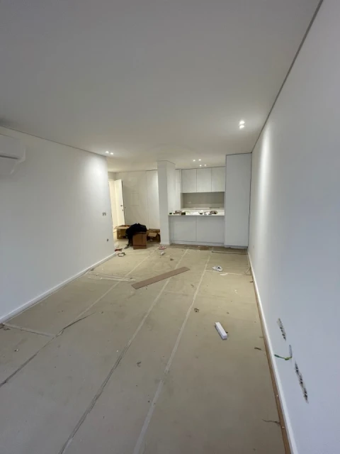 Apartamento T1 para Venda em Mafamude e Vilar do Paraíso