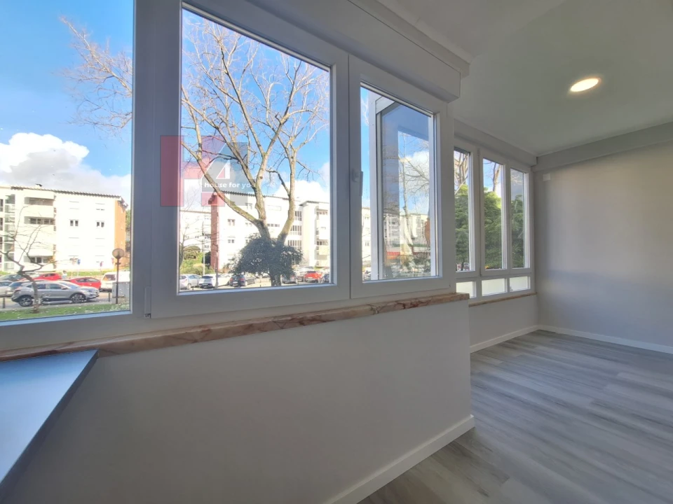 Apartamento T2 para Venda em Oeiras e São Julião da Barra, Paço de Arcos e Caxias Foto 9