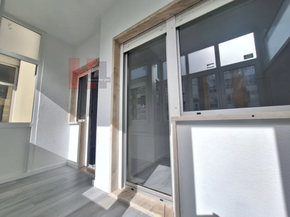 Apartamento T2 para Venda em Oeiras e São Julião da Barra, Paço de Arcos e Caxias Foto 19