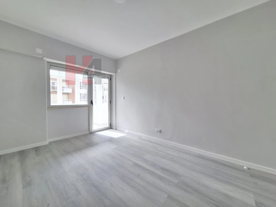 Apartamento T2 para Venda em Oeiras e São Julião da Barra, Paço de Arcos e Caxias Foto 28