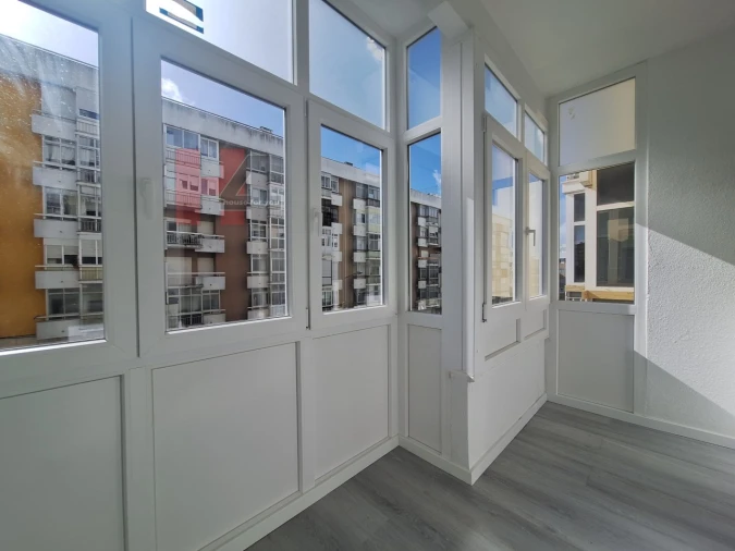 Apartamento T2 para Venda em Oeiras e São Julião da Barra, Paço de Arcos e Caxias Foto 21