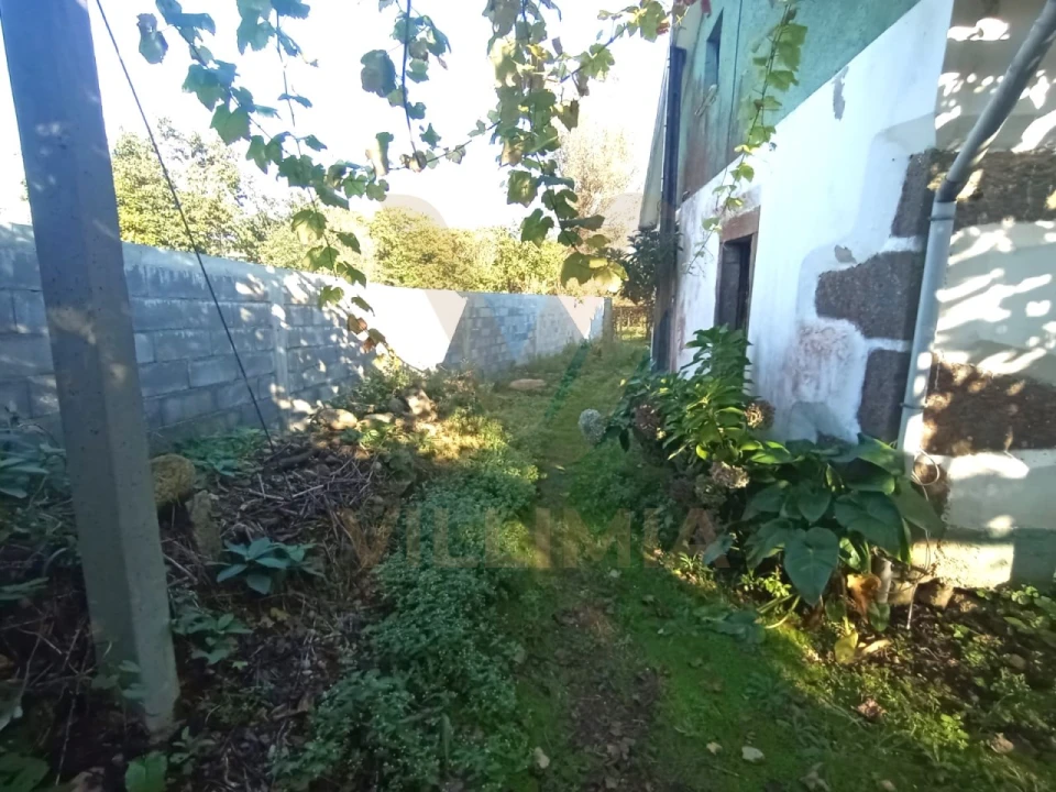 Moradia T3 para Venda em Rebordões (Souto) Foto 11