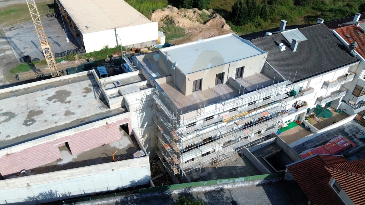 Apartamento T1 para Venda em Arcozelo Foto 7