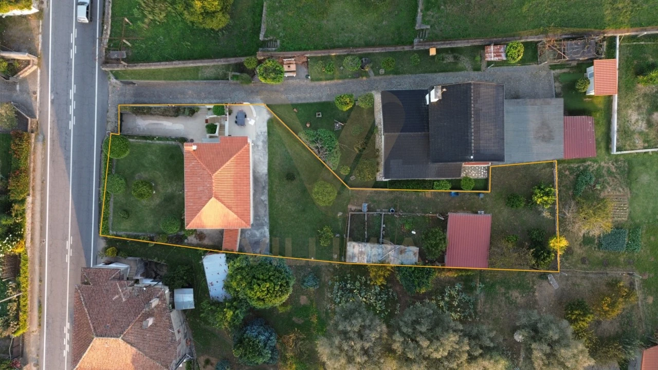 Moradia T3 para Venda em Ribeira Foto 29