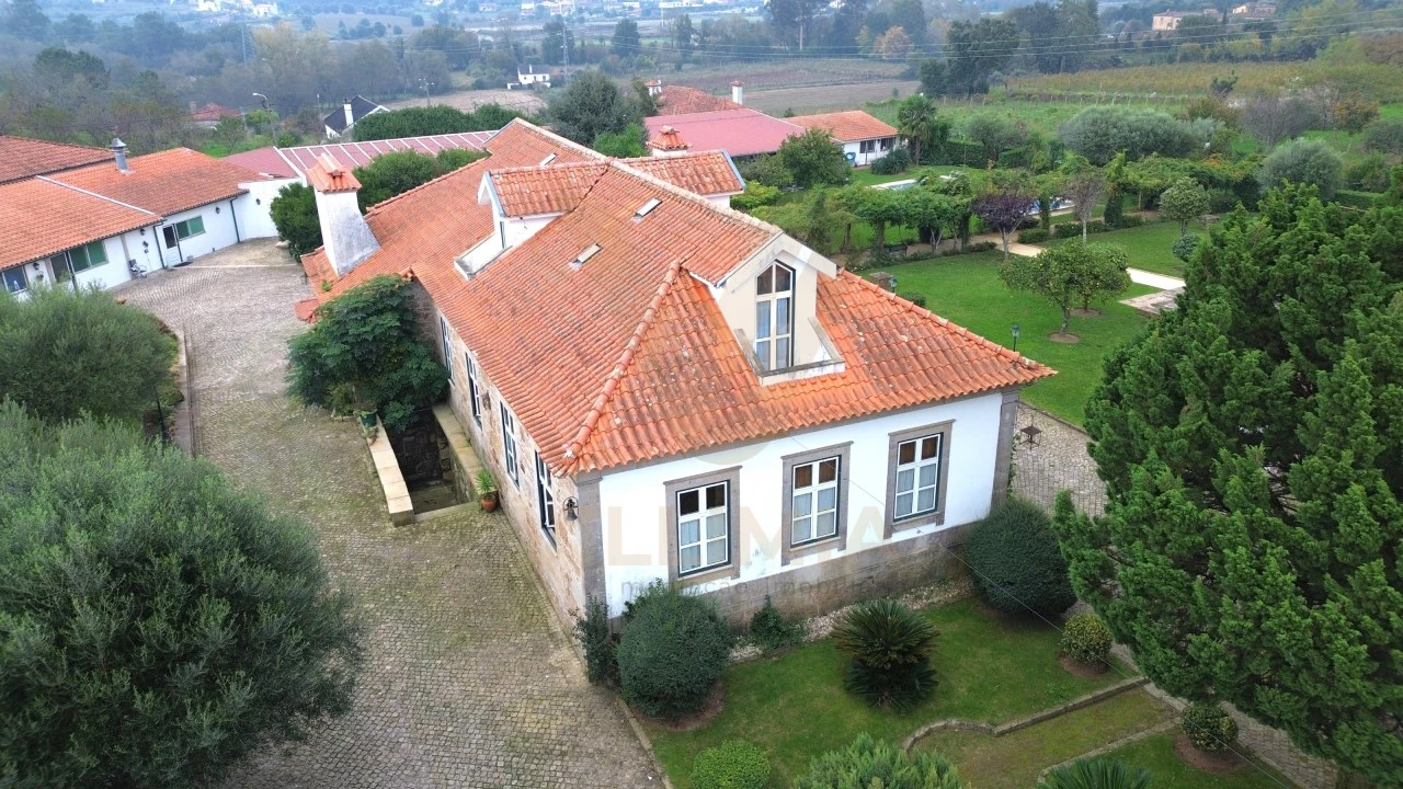 Quinta T6 para Venda em Correlhã Foto 3