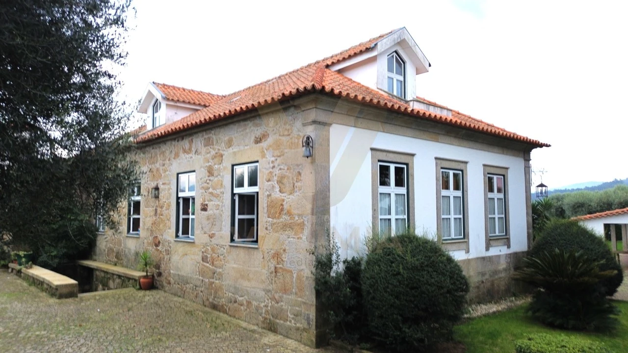 Quinta T6 para Venda em Correlhã Foto 5