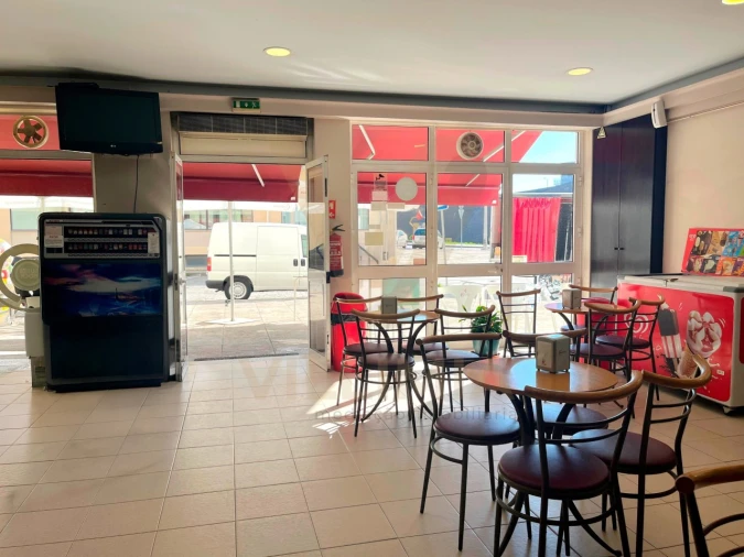 Negócio para Venda em Santa Maria Maior e Monserrate e Meadela Foto 7